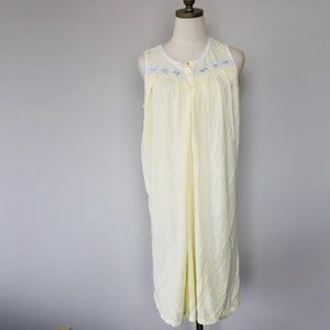 Yellow Nightgown SECRET TREASURES Pullover Floral Lace Trim Sleeveless Medium